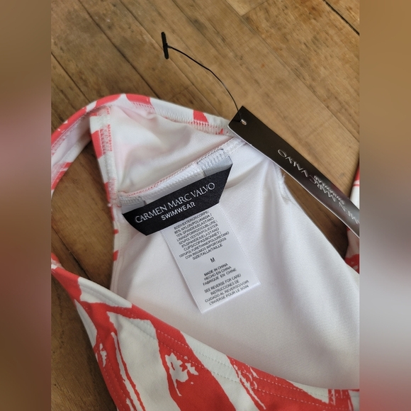 Carmen‎ Marc Valvo, Tropical Halter Bikini Top in Campari, Size Medium - Picture 3 of 5